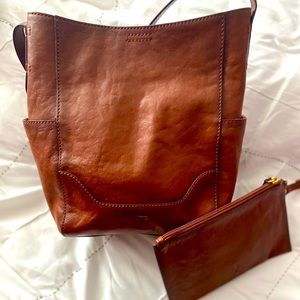 Authentic Frye handbag with Wristlet